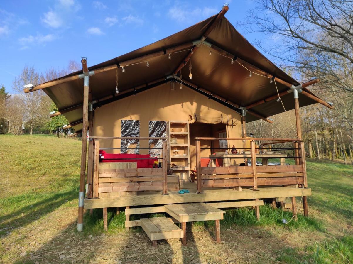 Domaine de la Clauzade Bed & Breakfast Saint-Germain-les-Vergnes Exterior foto