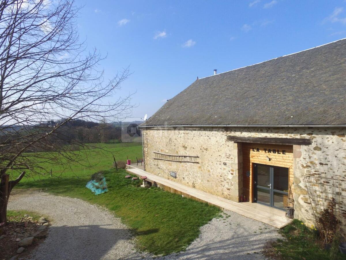 Domaine de la Clauzade Bed & Breakfast Saint-Germain-les-Vergnes Exterior foto