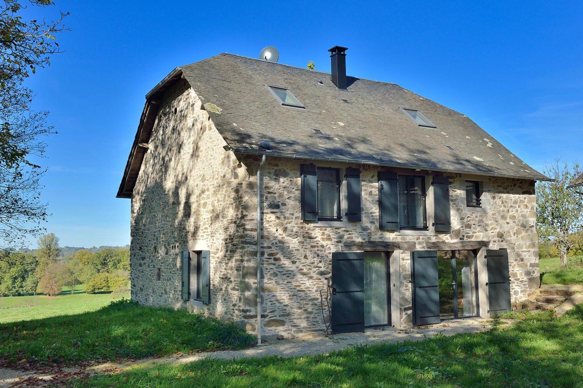 Domaine de la Clauzade Bed & Breakfast Saint-Germain-les-Vergnes Exterior foto