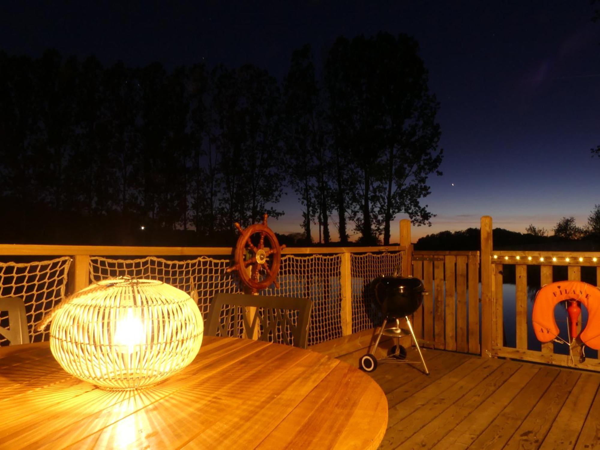 Domaine de la Clauzade Bed & Breakfast Saint-Germain-les-Vergnes Exterior foto