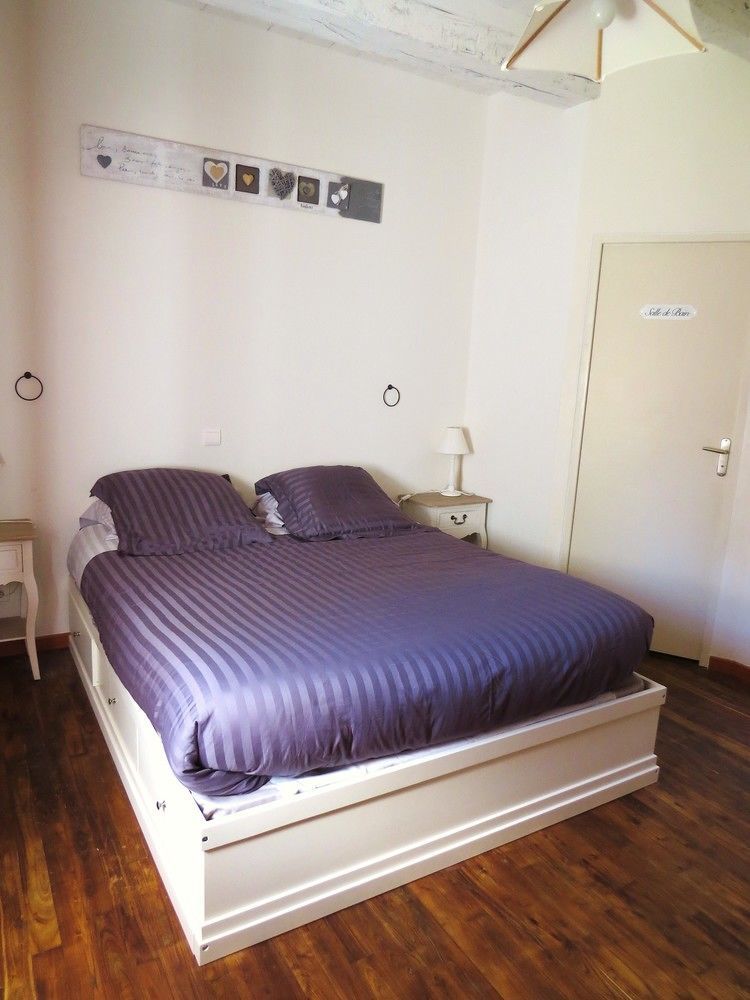Domaine de la Clauzade Bed & Breakfast Saint-Germain-les-Vergnes Exterior foto