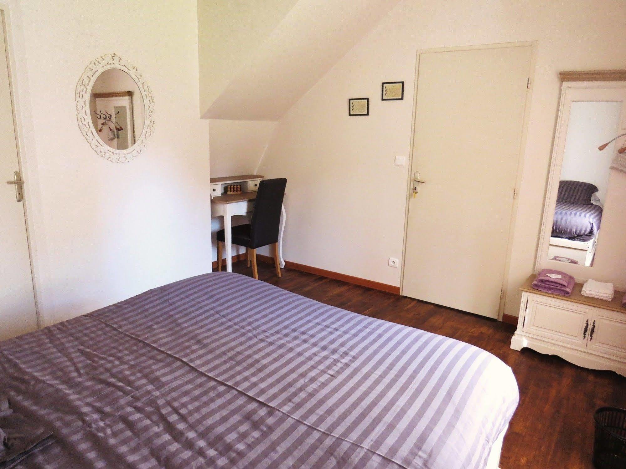 Domaine de la Clauzade Bed & Breakfast Saint-Germain-les-Vergnes Exterior foto