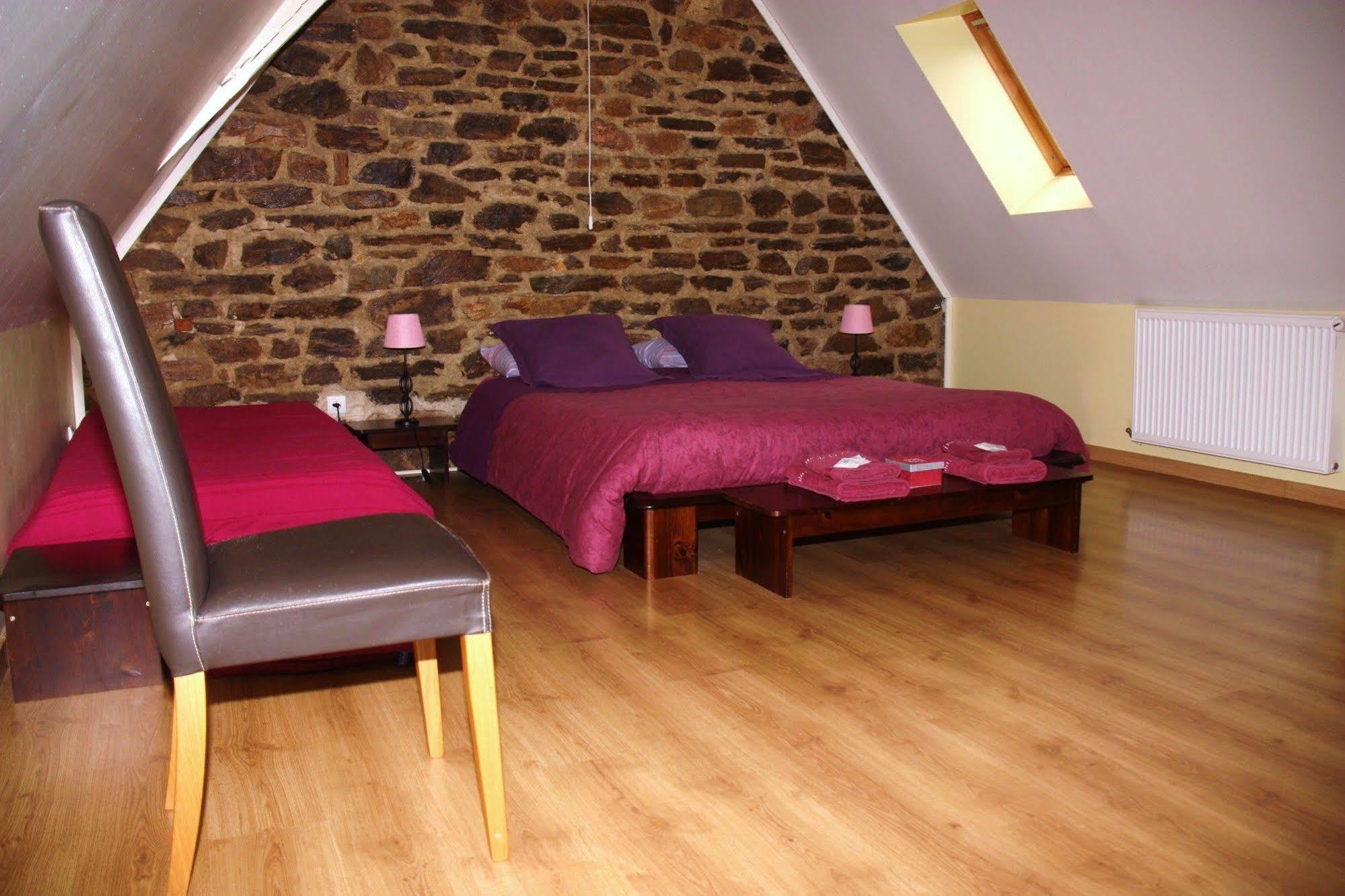 Domaine de la Clauzade Bed & Breakfast Saint-Germain-les-Vergnes Exterior foto